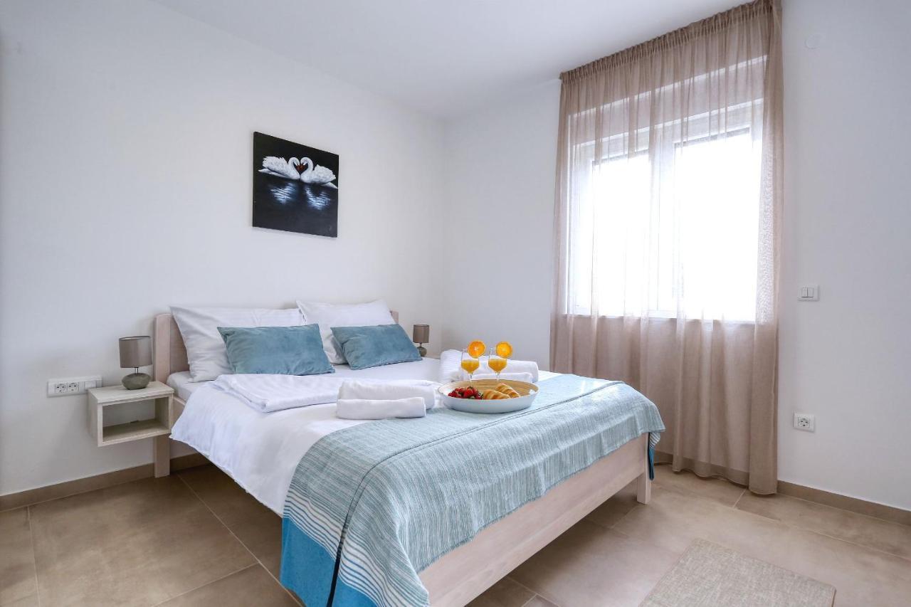 Apartments Bonaca With Jacuzzi Privlaka  Exteriér fotografie