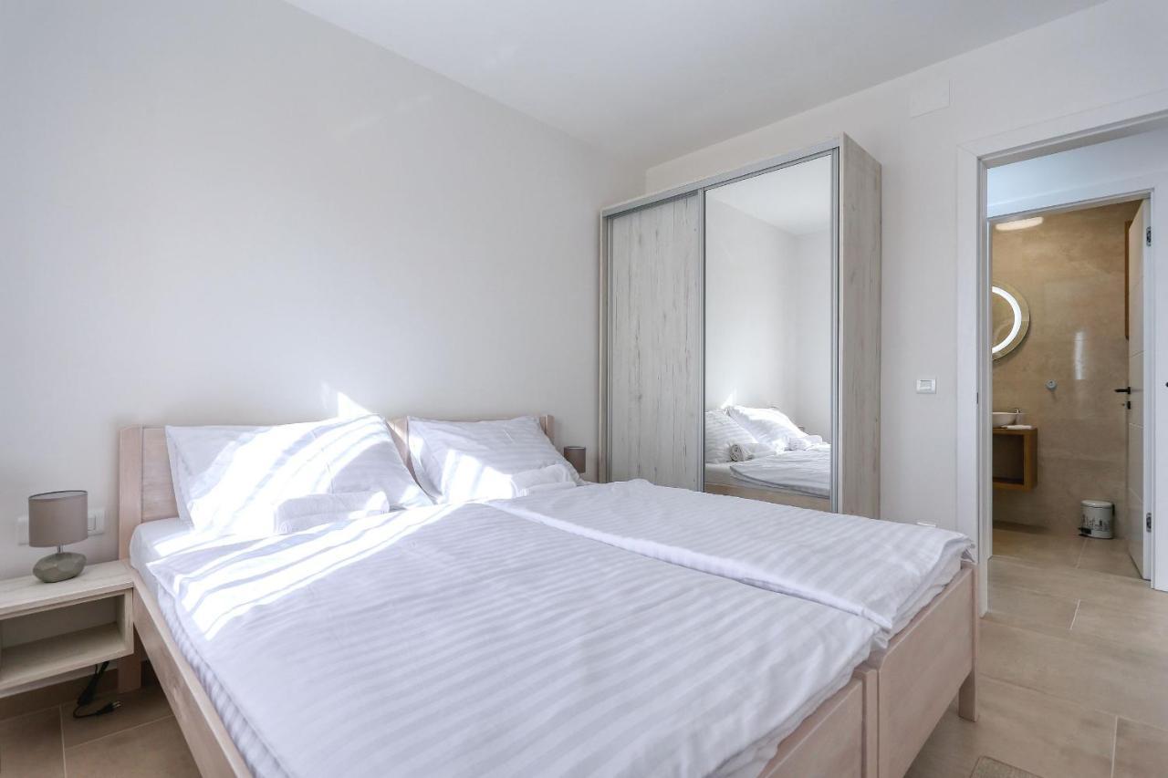 Apartments Bonaca With Jacuzzi Privlaka  Exteriér fotografie