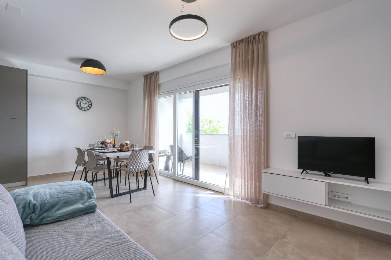 Apartments Bonaca With Jacuzzi Privlaka  Exteriér fotografie